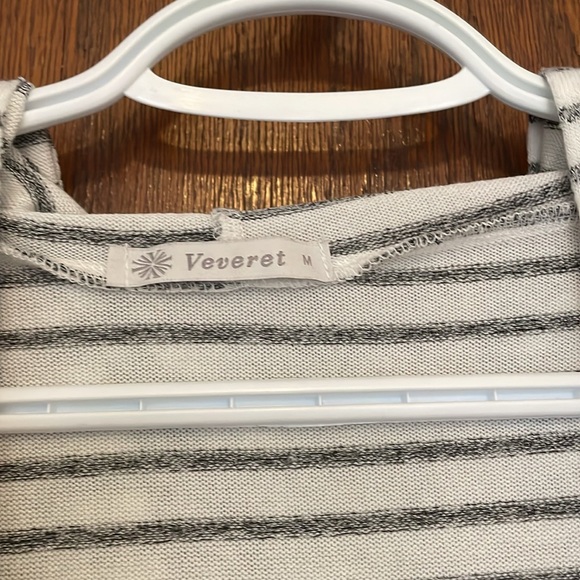 VEVERET Cardigan with Hood (M) - Picture 3 of 3